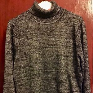 NWT M Carolyn Taylor Black with Silver Lurex Turtleneck Sweater LS Dina Medium